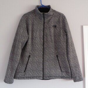 The north face women's winter jacket size XL black/white inside thick fleece